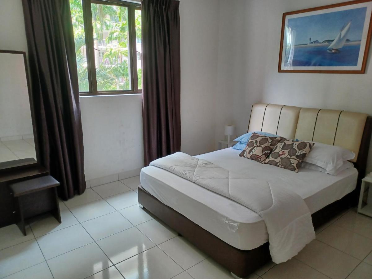 Indah Alam Condo Shah Alam Exterior photo