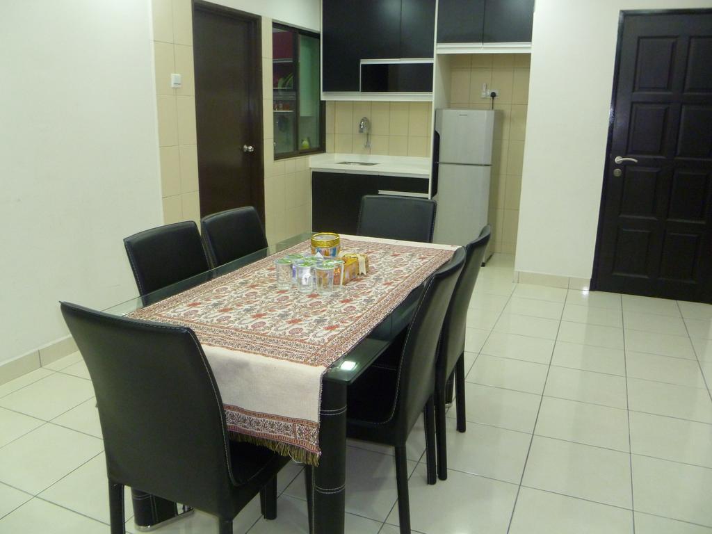 Indah Alam Condo Shah Alam Exterior photo